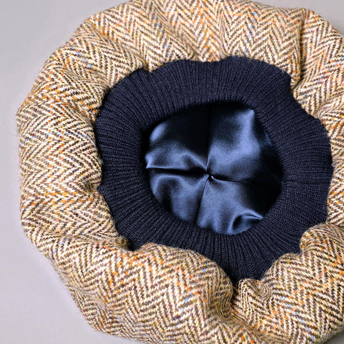 Williamsburg Cap | Brown Herringbone Harris Tweed