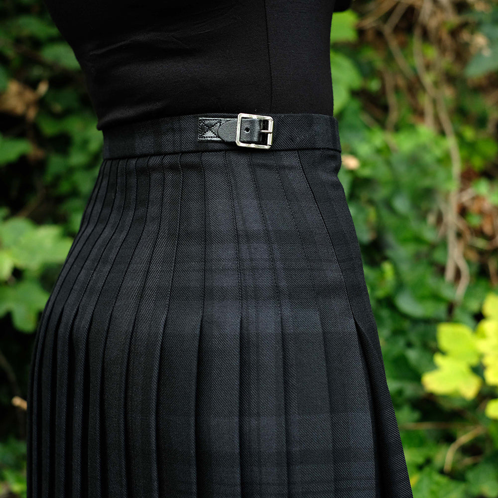 Warehouse black kilt sales pleat mini dress