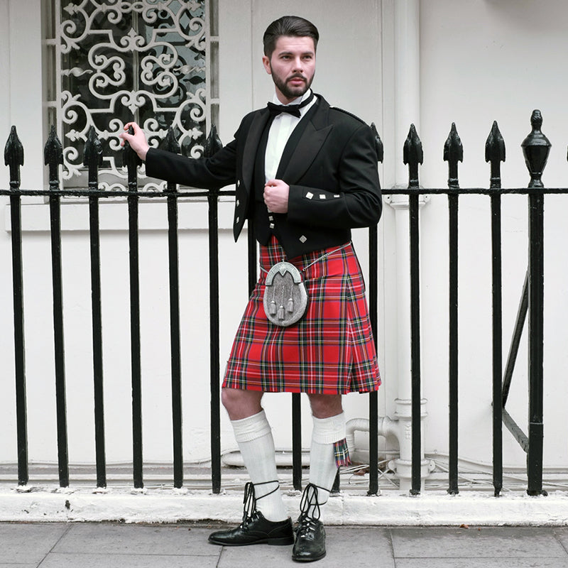 Men's 8 Yard Tartan Kilt Handmade in Jura Wool – Highland Store